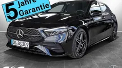 Gebraucht 2025 Mercedes A200 AMG Limousine | 45.999 €