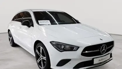 Gebraucht Mercedes CLA200 Shooting Brake Progressive 150 PS (110 kW) 2023 Polarweiß Kombi