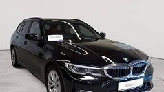 Schwarz uni Gebraucht 2021 BMW 320 Advantage Kombi | 22.790 € (Fairer Preis)