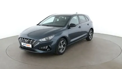 Gebraucht Hyundai i30 Edition 30 120 PS (88 kW) 2022 Blau Limousine
