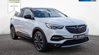 Gebraucht Opel Grandland X Ultimate 224 PS (164 kW) 2020 Weiss / perlmutt weiss SUV