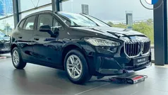 Gebraucht 2025 BMW 218 Active Tourer Performance Van / Kleinbus | 39.670 € (Fairer Preis)