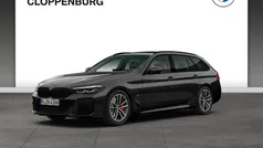 Schwarz Gebraucht 2021 BMW 520 M Sport Kombi | 26.900 € (Fairer Preis)
