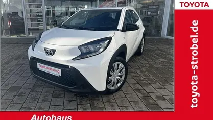 Schneeweiß Neu 2025 Toyota Aygo X Business Edition SUV | 16.380 € (Guter Preis)