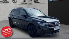 Deep black perleffekt (schwarz) Gebraucht 2023 VW Tiguan Allspace R-line SUV | 44.970 € (Fairer Preis)