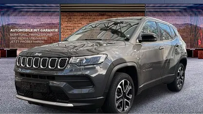 Grau Gebraucht 2024 Jeep Compass SUV | 24.990 € (Superpreis)