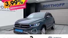 Blau Gebraucht 2024 VW T-Roc Style SUV | 29.222 € (Fairer Preis)