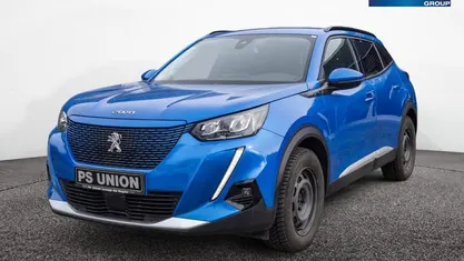 Gebraucht Peugeot e-2008 Allure 100 kW (136 PS) 2022 Blau SUV