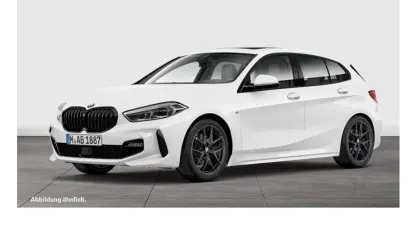 Gebraucht BMW 118 M Sport 136 PS (100 kW) 2023 Alpinweiss iii Limousine