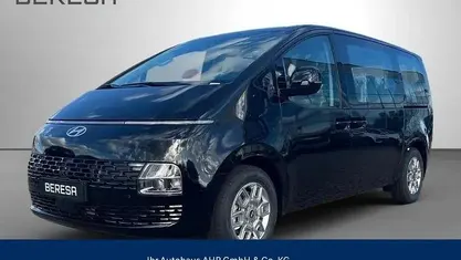 Usata Hyundai Staria Trend 225 CV (165 kW) 2025 Nero Monovolume