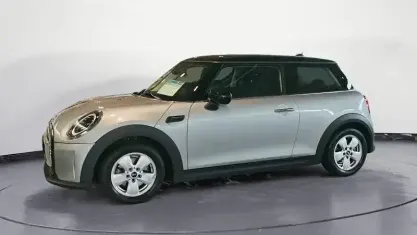 Gebraucht Mini Cooper Essential 136 PS (100 kW) 2023 Silber Kleinwagen