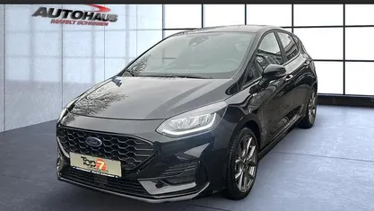 Obsidianschwarz (schwarz) Gebraucht 2023 Ford Fiesta ST-Line Kleinwagen | 19.990 € (Fairer Preis)