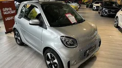 Silber Gebraucht 2021 Smart ForTwo Electric Drive Exclusive Coupé | 11.999 € (Fairer Preis)