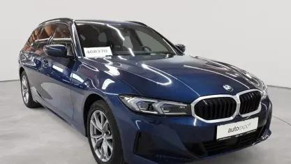 Usata BMW 320 Sport Line 190 CV (139 kW) 2023 Blu Station wagon