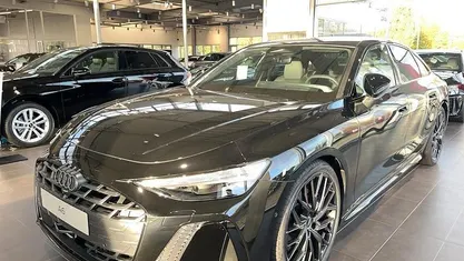 Nouă Audi A6 Comfort 367 CP (269 kW) 2025 Negru Berlinǎ