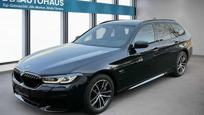 Gebraucht BMW 530e Sport Line 292 PS (214 kW) 2021 Schwarz Kombi