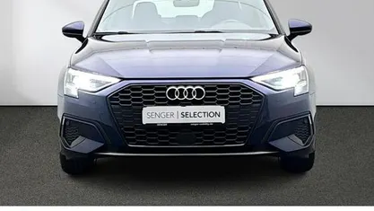 Gebraucht Audi A3 Advanced Plus 150 PS (110 kW) 2022 Navarrablau Limousine