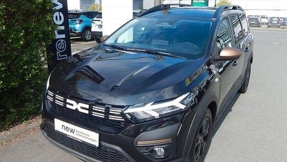 Używany Dacia Jogger Extreme 101 KM (74 kW) 2024 Czarny Minivan