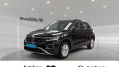 Gebraucht 2024 VW T-Roc Life SUV | 27.455 € (Guter Preis)