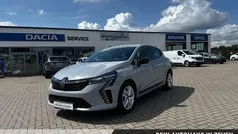 Gebraucht 2025 Renault Clio V Evolution Kleinwagen | 18.490 € (Fairer Preis)