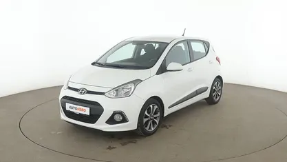 Gebraucht Hyundai i10 Style 87 PS (63 kW) 2016 Weiß Kleinwagen