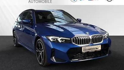 Gebraucht BMW 330 M Sport 245 PS (180 kW) 2025 Portimao blau metallic Kombi