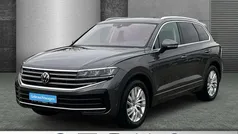 Siliziumgrau metallic Gebraucht 2024 VW Touareg Elegance SUV | 51.590 € (Fairer Preis)