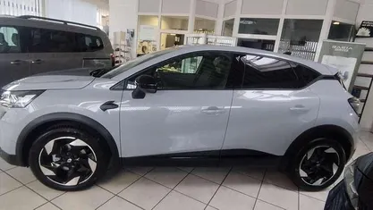 Kqj rafalegrau Gebraucht 2025 Renault Captur Techno SUV | 26.990 € (Fairer Preis)