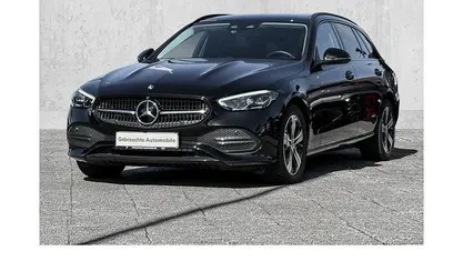 Gebraucht Mercedes C300 Avantgarde 204 PS (150 kW) 2022 Schwarz Van / Kleinbus