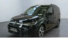 Deep black perleffekt Gebraucht 2024 VW Caddy Life Van / Kleinbus | 35.410 € (Fairer Preis)