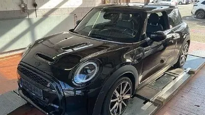 Gebraucht Mini Cooper S Classic 178 PS (130 kW) 2022 Kleinwagen