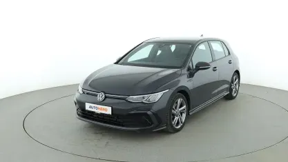 Gebraucht VW Golf VIII R-line 131 PS (96 kW) 2024 Grau Limousine