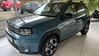 Gebraucht 2025 Fiat Panda La Prima Limousine | 24.490 € (Fairer Preis)