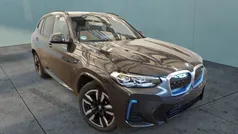 Grau Gebraucht 2023 BMW iX3 Sport Line SUV | 47.850 € (Guter Preis)