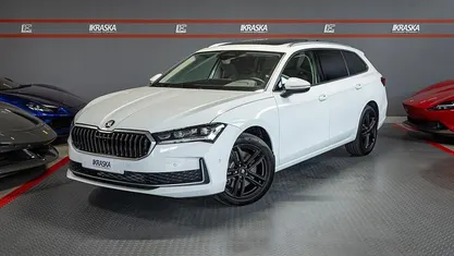 Gebraucht Skoda Superb Selection 193 PS (141 kW) 2024 Purity weiss Kombi