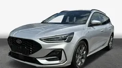 Moondust silber metallic Gebraucht 2023 Ford Focus ST-Line Kombi | 24.880 € (Guter Preis)