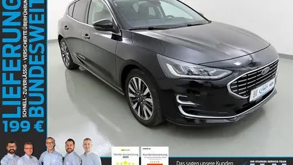 Obsidianschwarz Gebraucht 2022 Ford Focus Titanium Limousine | 18.389 € (Fairer Preis)