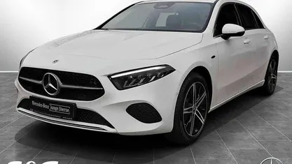 Unilack polarweiß Gebraucht 2025 Mercedes A250 Limousine | 31.490 € (Fairer Preis)