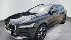 Gebraucht 2022 Volvo V90 CC Pro Kombi | 41.980 € (Guter Preis)