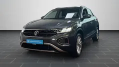 Gebraucht 2025 VW T-Roc Life SUV | 29.780 € (Guter Preis)