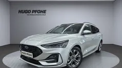 Silber Gebraucht 2024 Ford Focus ST-Line Kombi | 29.840 € (Fairer Preis)