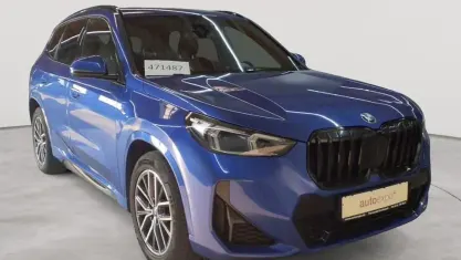 Gebraucht BMW X1 M Sport 204 PS (150 kW) 2023 M portimao blau metallic SUV