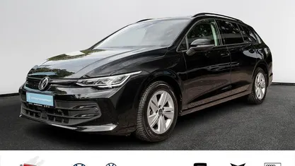 Schwarz Gebraucht 2024 VW Golf VIII Life Limousine | 28.490 € (Fairer Preis)