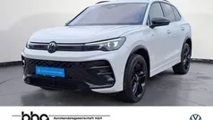 Weiß Gebraucht 2024 VW Tiguan R-line SUV | 54.460 € (Fairer Preis)
