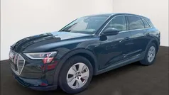 Schwarz Gebraucht 2019 Audi e-tron Basis SUV | 30.990 € (Guter Preis)
