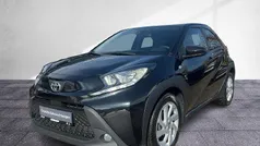 Mysticschwarz mica metallic Gebraucht 2022 Toyota Aygo X-play Kleinwagen | 14.900 € (Fairer Preis)
