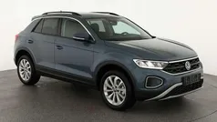 Gebraucht 2025 VW T-Roc Life SUV | 30.045 € (Superpreis)