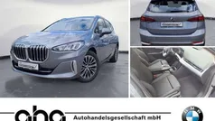 Grau Gebraucht 2022 BMW 223 Active Tourer Luxury Line Van / Kleinbus | 31.490 € (Guter Preis)