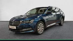 Lavablau metallic Gebraucht 2022 Skoda Superb Style Kombi | 25.690 € (Guter Preis)
