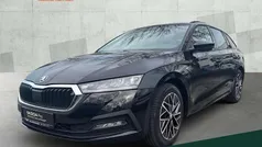 Schwarz (schwarzmagic perleffekt) met. Gebraucht 2021 Skoda Octavia Ambition Kombi | 19.777 € (Fairer Preis)